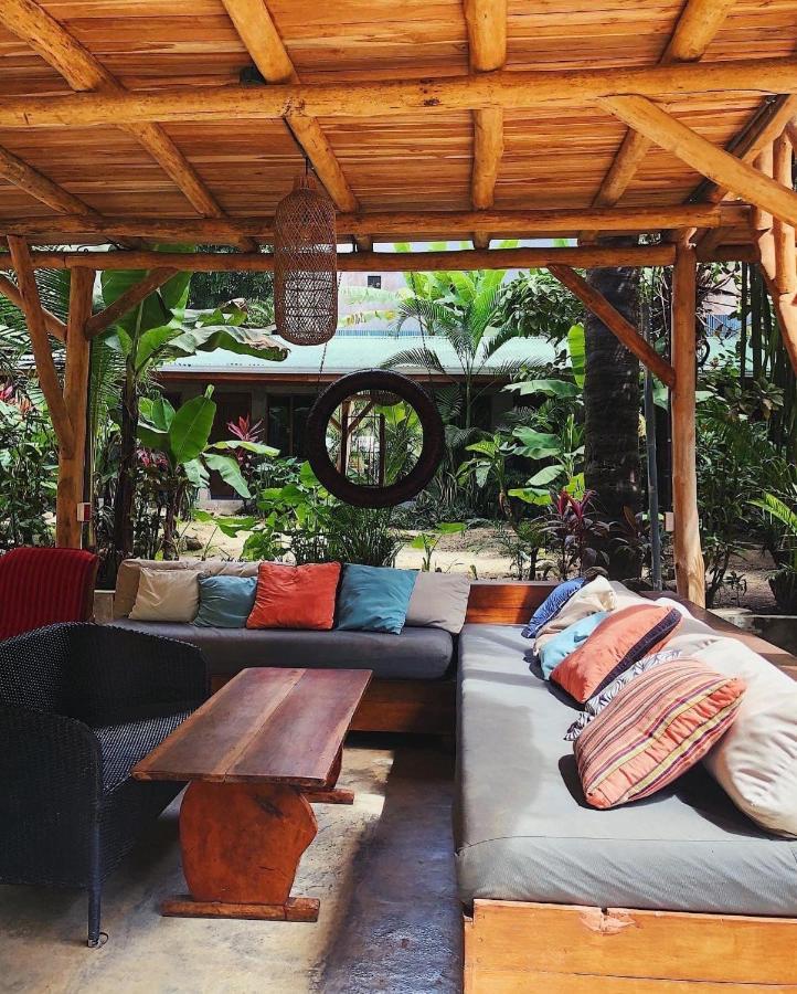 Cabinas Playa Surf Hostel Playa Santa Teresa  Екстер'єр фото